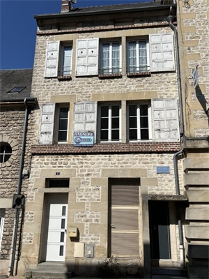 maison ancienne à la location -   61200  ARGENTAN, surface 131 m2 location maison ancienne - UBI482003582